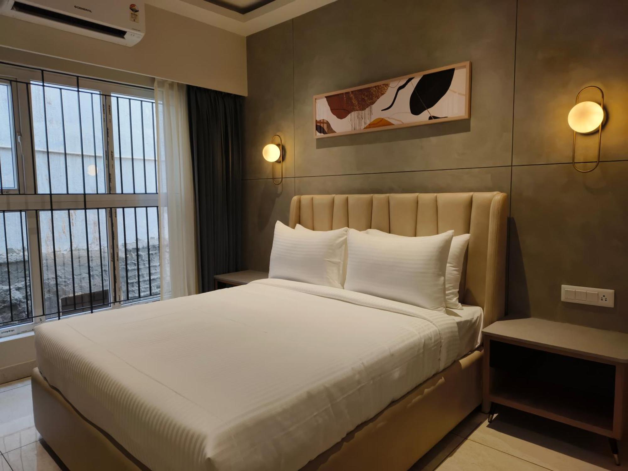 Olive Hotel Le Opera By Embassy Group バンガロール エクステリア 写真